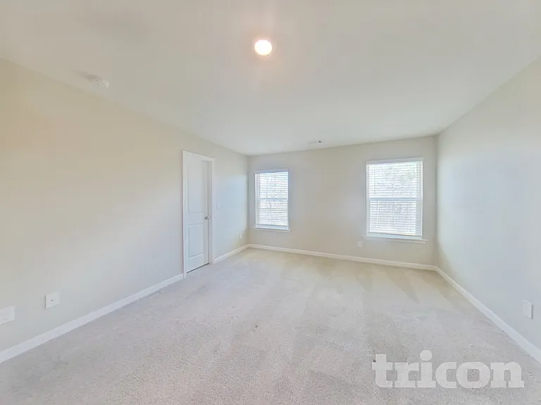 1392 Deutz Dr — Photo 7