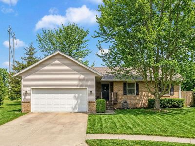 3200 W Woodhaven Dr, Bloomington, IN, 47403