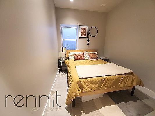 5th image of 1446 Bedford Ave APT 1F