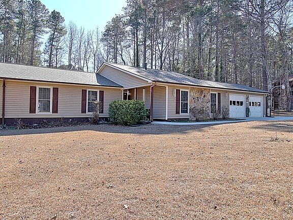 5th image of 165 Pine Trail Rd