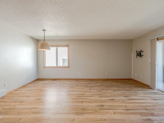 3rd image of 1924 N 16th St Unit 2