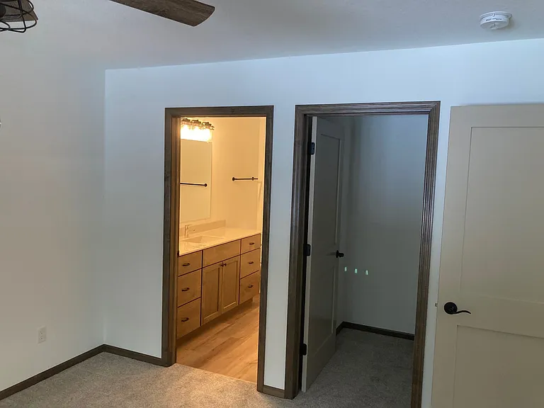 483 Sunrise Ln #483 — Photo 7