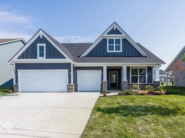 140 Rock Ledge Ct, Westfield, IN 46074