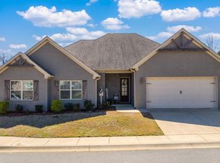 1709 Vine Maple Dr, Benton, AR 72019
