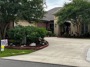 21271 Waterfront East Dr, Maurepas, LA 70449