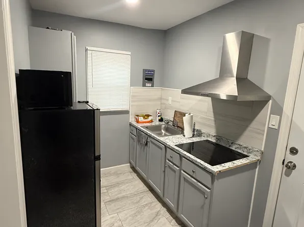 (undisclosed Address), Uniondale, NY 11553