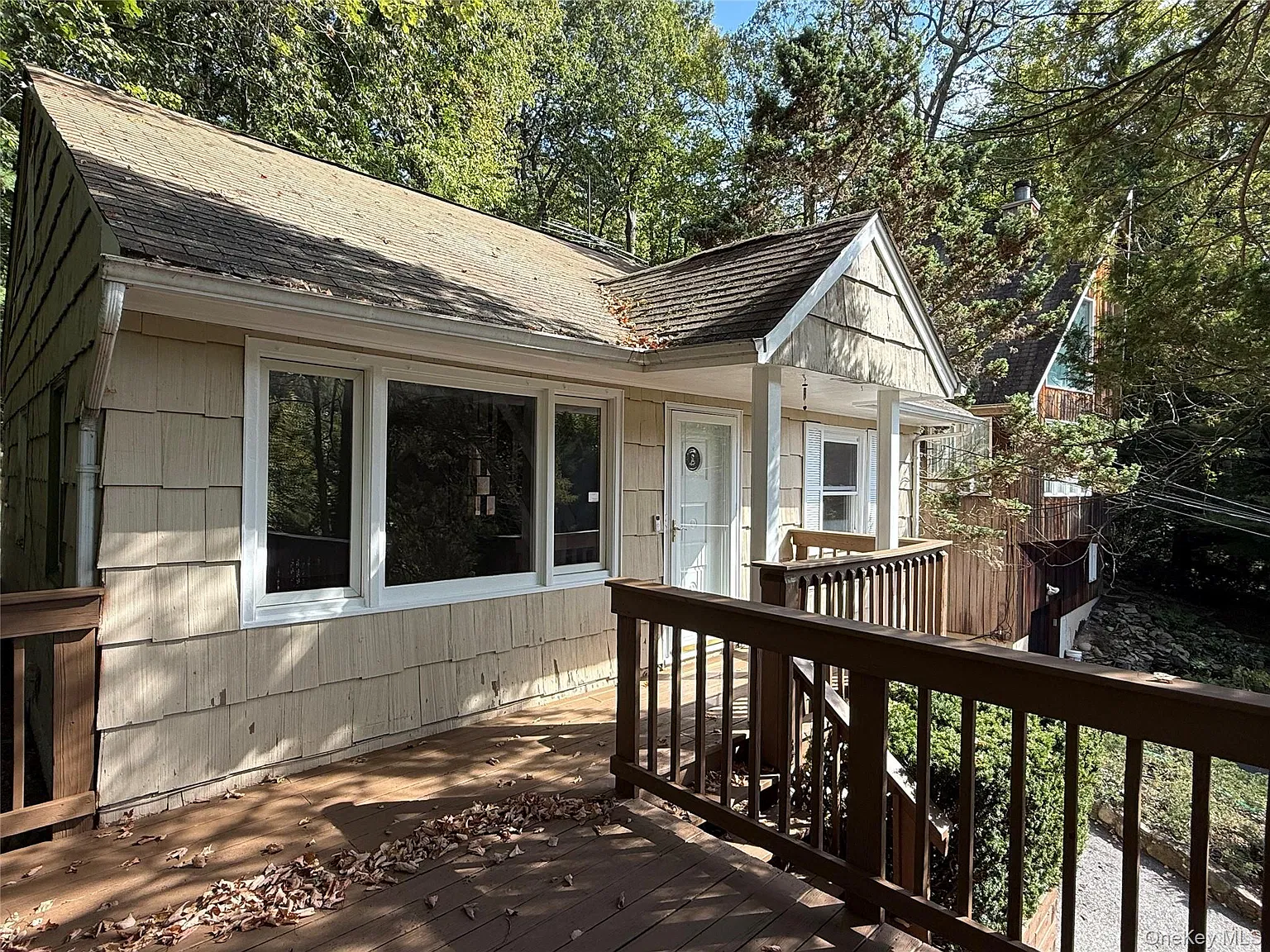 3 bed, 2.0 bath, 1400 sqft, $3,500 — Photo 1