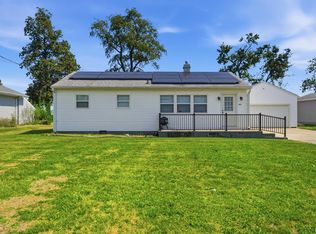 200 S Francis St, Washburn, IL 61570