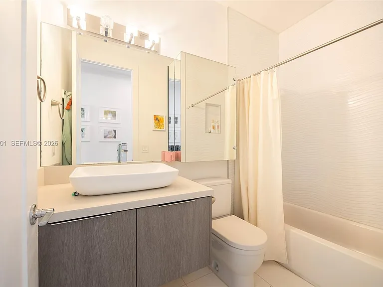 2938 Catalina St — Photo 12