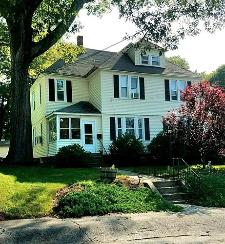 27 Granite St Photo 1