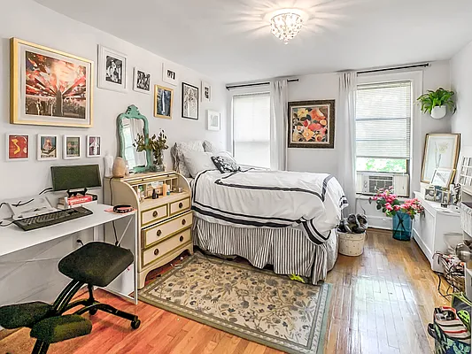 Rented by Brown Harris Stevens | media 4