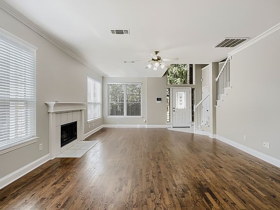 5th image of 14589 Blueberry Ct