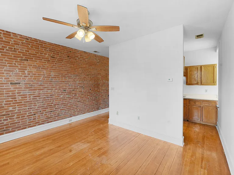 2419 Menard St — Photo 9