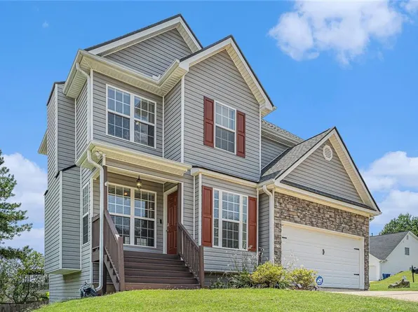 201 Providence Dr, Dallas, GA 30157