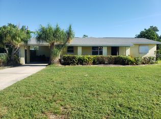 854 Hydrangea Dr, North Fort Myers, FL 33903