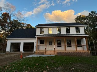 173 Anna Farms Rd E, North Stonington, CT 06359