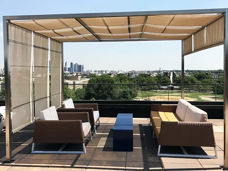 101 Bedford Ave #Penthouse D-708 — Photo 34