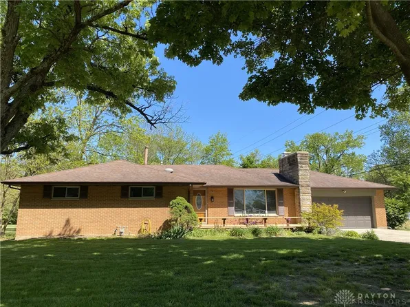 10520 Grand Vista Dr, Dayton, OH 45458