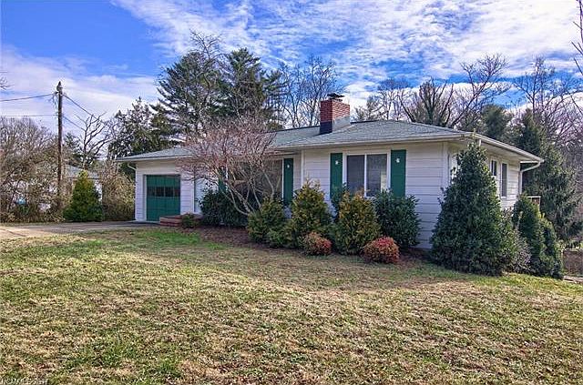 1st image of 515 Wickins Dr