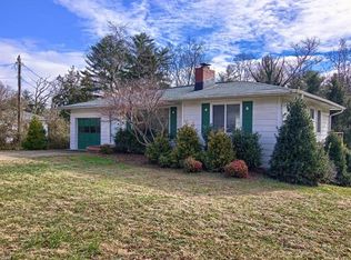 515 Wickins Dr, Hendersonville, NC 28791