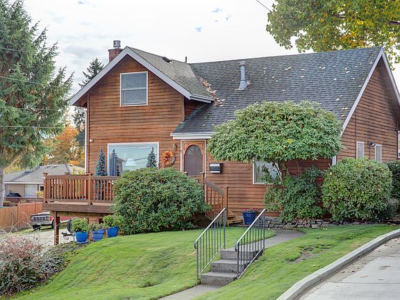 3rd image of 7925 S 112th St
