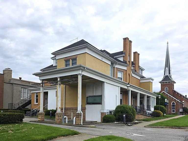 650 Main St — Photo 13