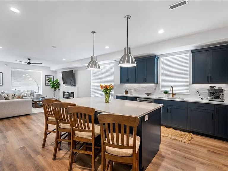 12203 Ashbury Ave — Photo 12