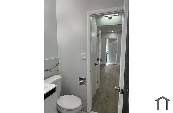 Building Photo - 557 NE 63rd St