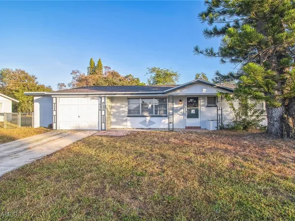 1536 Lindale Cir, Lehigh Acres, FL 33936