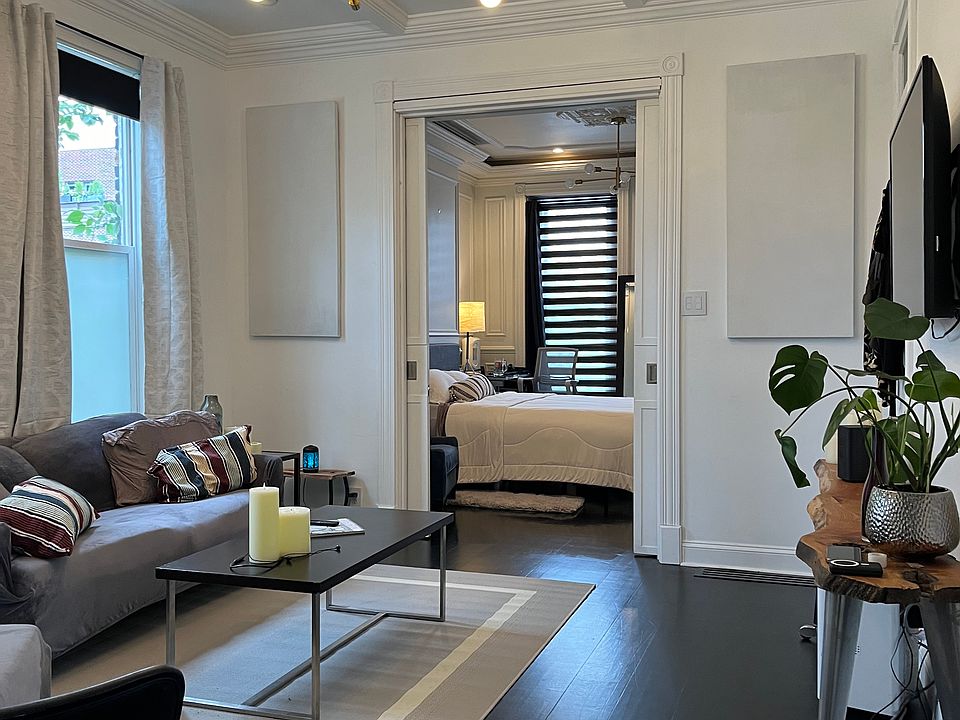 1st image of 2280 N Clybourn Ave #2