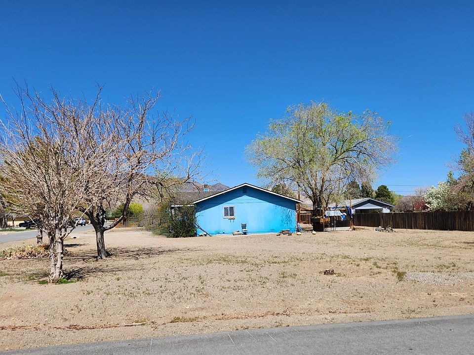 2nd image of 112 Ring Rd