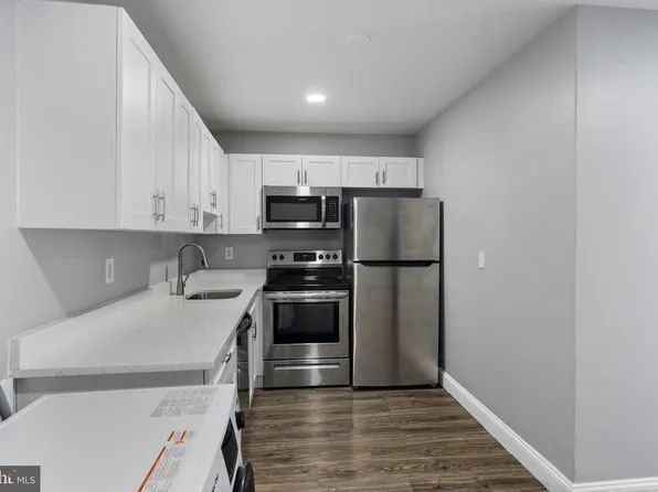 823 Newington Ave APT 1, Baltimore, MD 21217