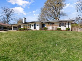 829 Renderer Dr, Saint Louis, MO 63122