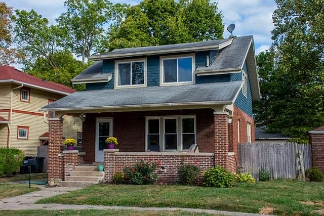 1st image of 1025 E Donald St