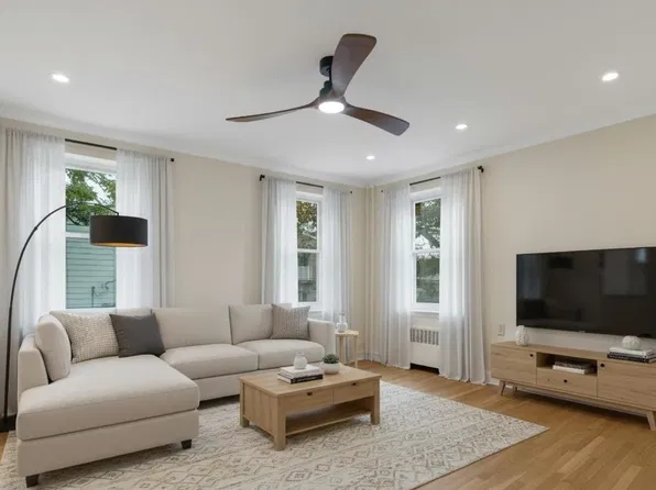 590 Palisade Ave #2, Jersey City, NJ 07307