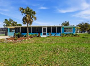 2400 Pine Ct, Nokomis, FL 34275