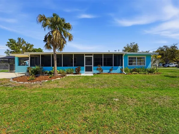 2400 Pine Ct, Nokomis, FL 34275