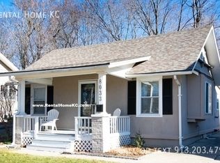8033 Robinson St, Overland Park, KS 66204