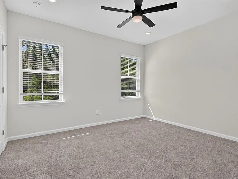 39 Mellowood Ln — Photo 16