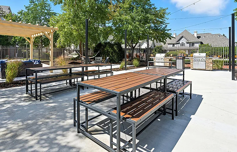 Summit Ridge Apartments — Photo 47