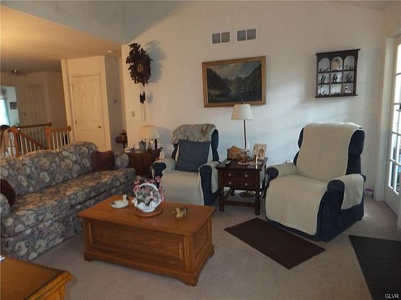 4th image of 1250 Briarwood Ln