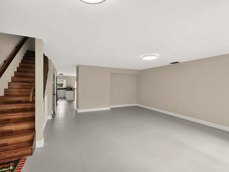 4295 Coral Springs Dr #3C — Photo 4