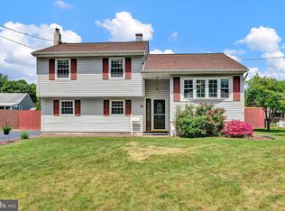 31 Sherbrooke Rd, Ewing, NJ 08638