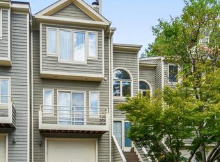 1940 Lakeport Way, Reston, VA 20191