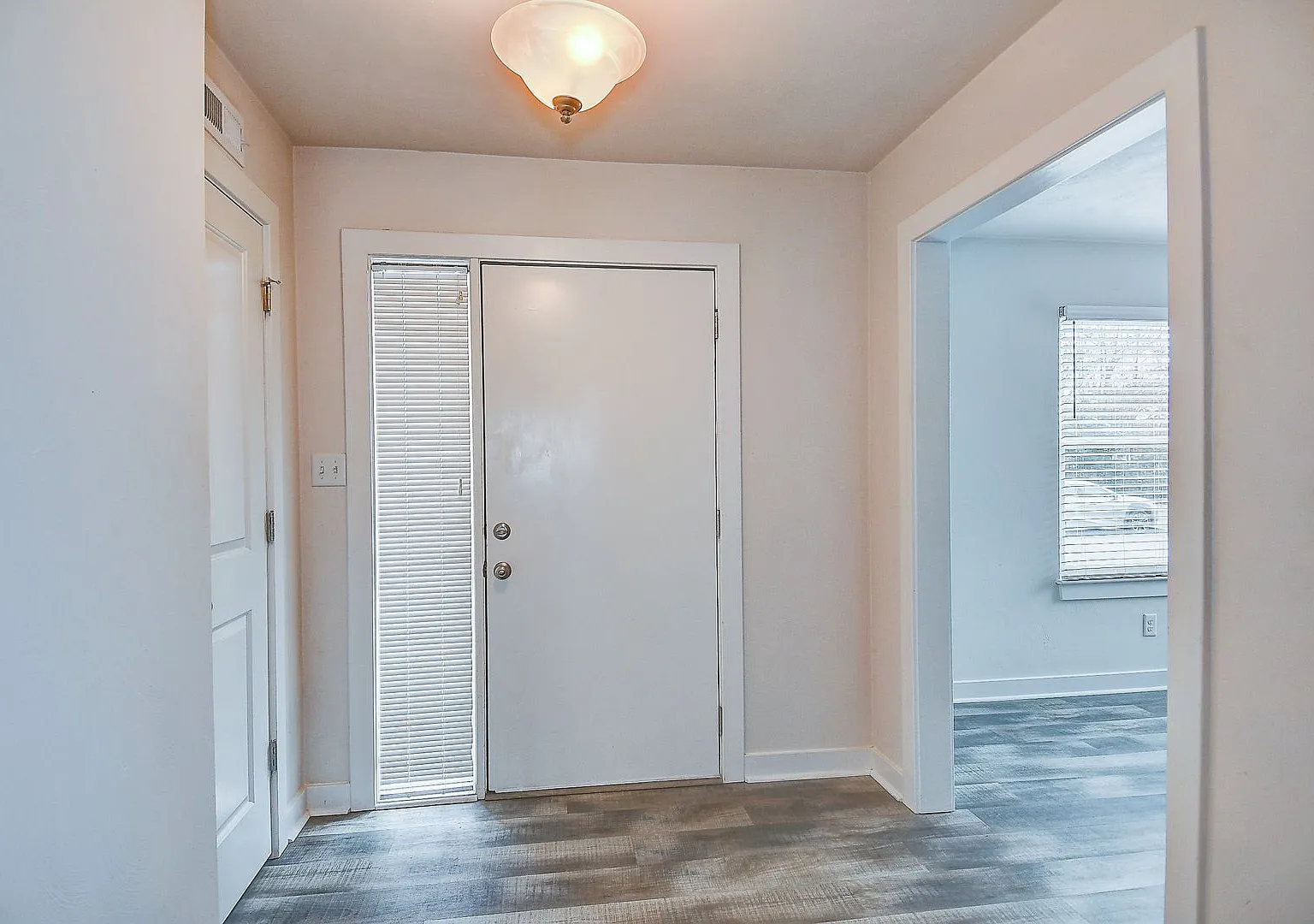 Townhouse Condo Short Distance To Virginia Beach Oceanfront — Photo 3