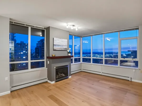120 W 16th St #1201, North Vancouver, BC V7M 3N6