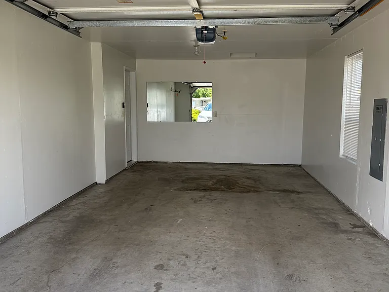 910 N 34th Ave #B — Photo 10