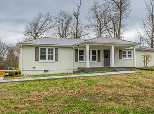3215 Lawson Mill Rd, McMinnville, TN 37110