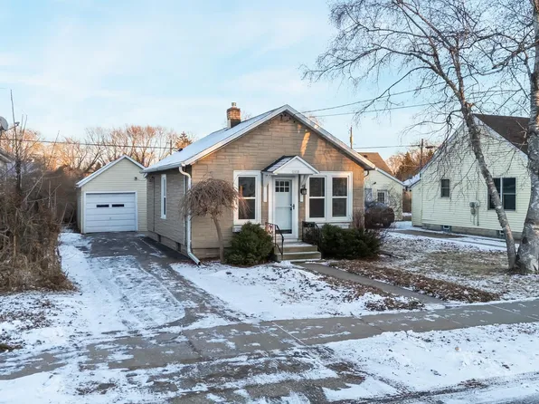 1650 Ontario St, Oshkosh, WI 54901