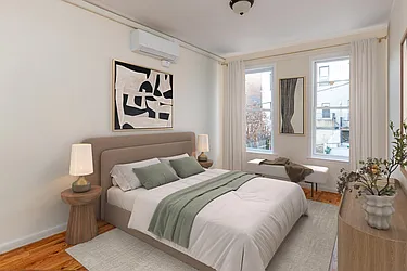 2104 Valentine Avenue